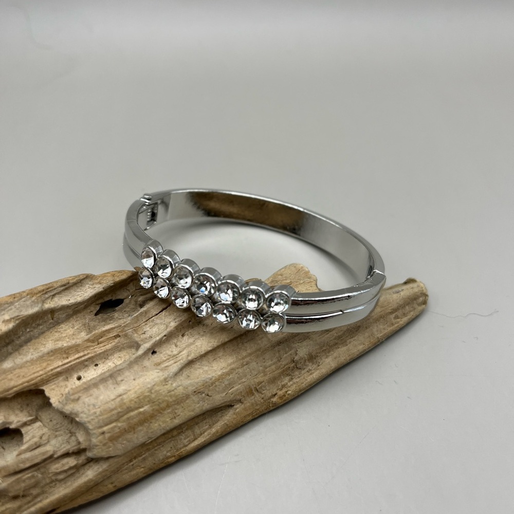 Elegant Silver Hinged Crystal Bracelet